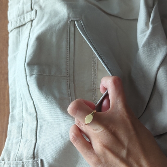Gap khakis, size 10R - Picture 5 of 7